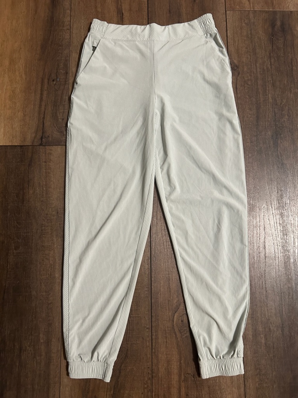 Athleta Brooklyn Textured Pinstripe Joggers - Sage Green - Size 8